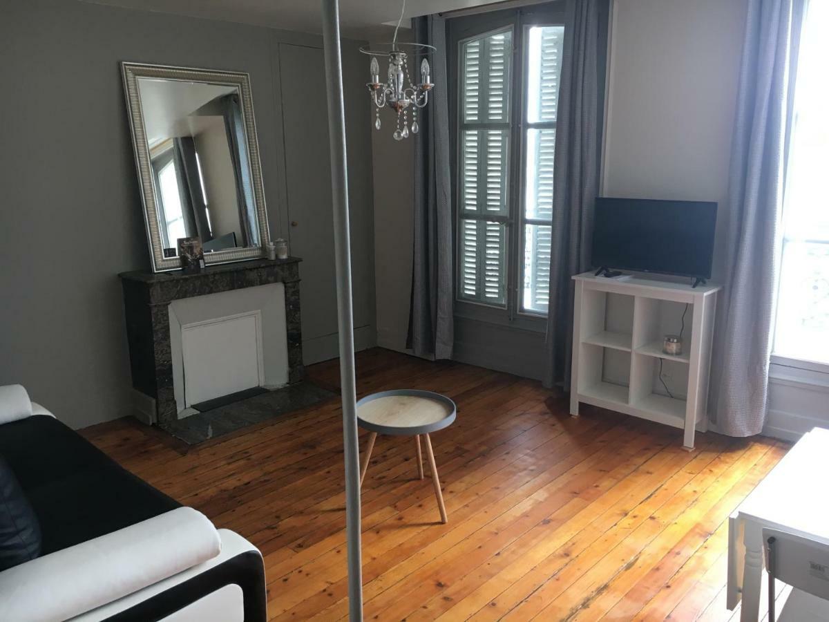 5 Quai De L'Abbe Gregoire Apartment Blois Luaran gambar